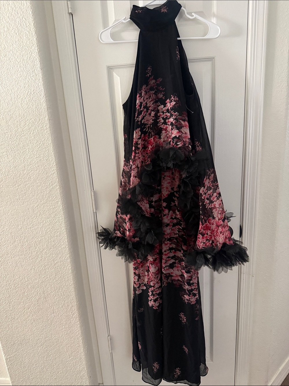ELLIATT tulsia cape maxi dress - Picture 5 of 8